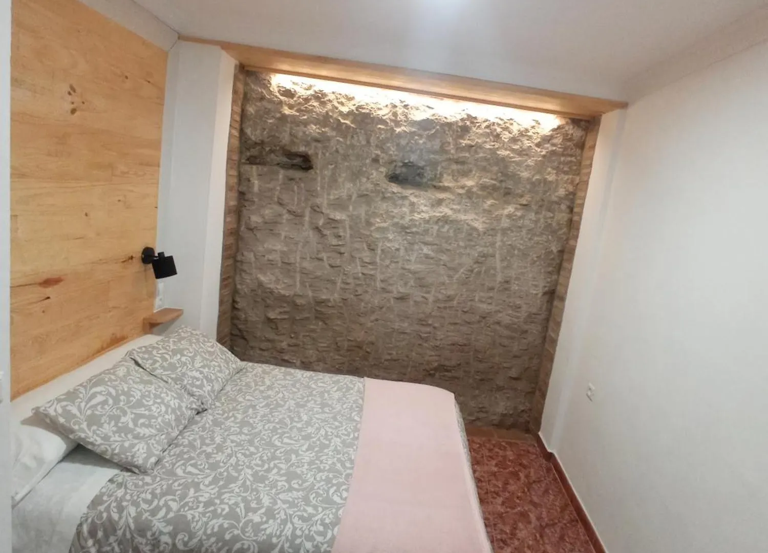 Las Calanas De Setenil Setenil De Las Bodegas Country house