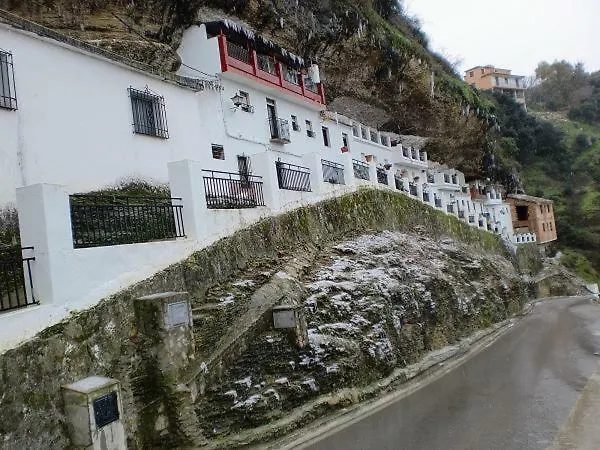 Las Calanas De Setenil Setenil De Las Bodegas Country house